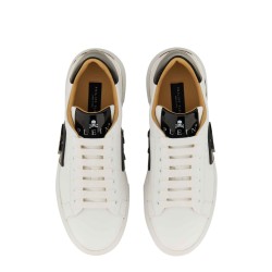 SNEAKER WITH LOGO