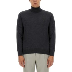 TURTLENECK WITH EMBROIDERY