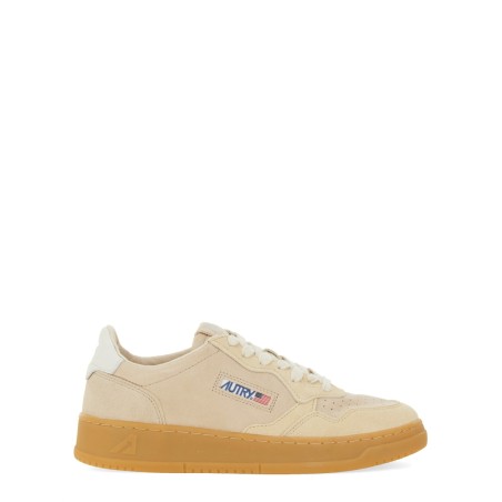 "MEDALIST LOW" SNEAKER