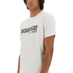 T-SHIRT WITH LOGO