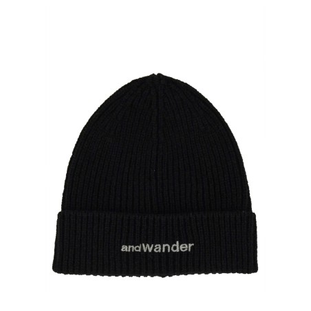 BEANIE HAT WITH LOGO