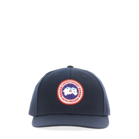 BASEBALL HAT WITH LOGO PATCH