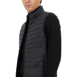 VEST WITH ZIP.