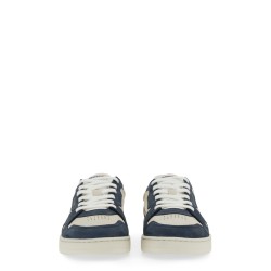 SNEAKER "SAYS IT"