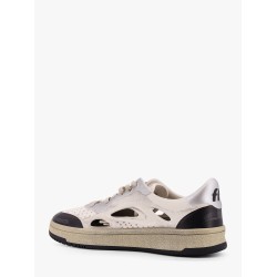 Low-top foam sneakers with lateral openwork