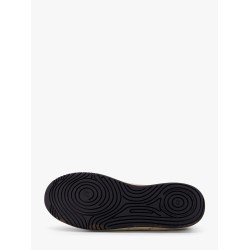 Low-top foam sneakers with lateral openwork