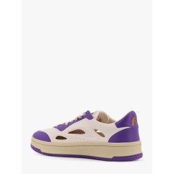 Low-top foam sneakers with lateral openwork