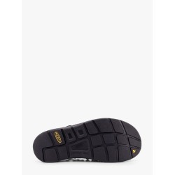Uneek open-air sneakers