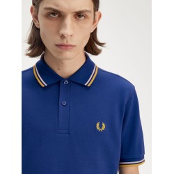 Classic polo shirt with logo embroidery