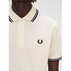 Classic polo shirt with logo embroidery
