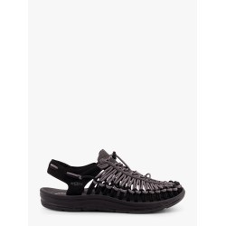 Open-air uneek sneakers