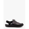 Open-air uneek sneakers