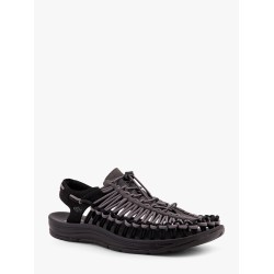 Open-air uneek sneakers