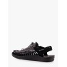 Open-air uneek sneakers