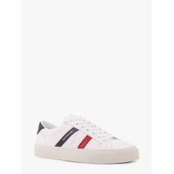 Low-top leather sneakers