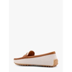 Canvas loafer with t timeless detail