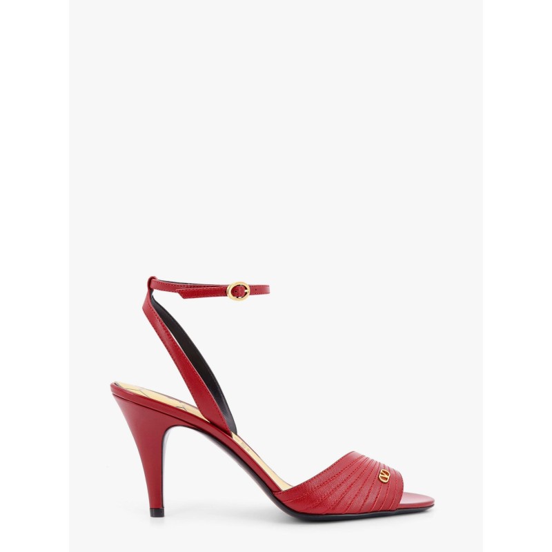 Leather sandals