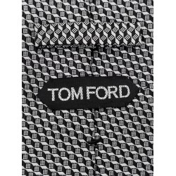 Silk tie