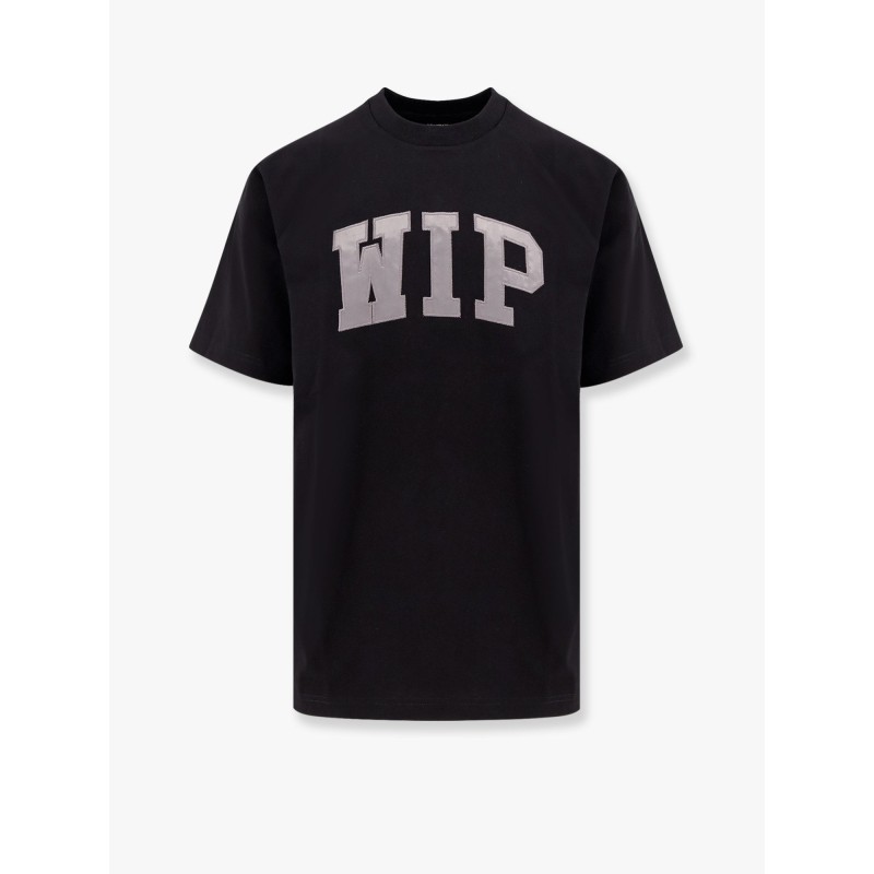 Organic cotton t-shirt with logo embroidery on the front
