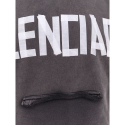 Used effect cotton sweatshirt with new tape logo
