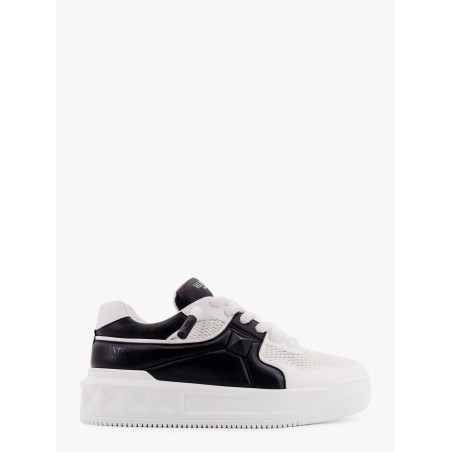 One stud valentino garavani leather sneakers