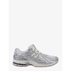 Mesh and leather sneakers