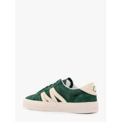 Low-top leather sneakers