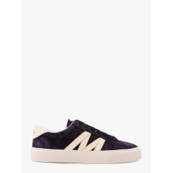 Low-top leather sneakers