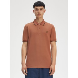 Classic polo shirt with logo embroidery