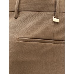 Stretch virgin wool trouser