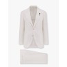 Feeling linen suit with removable iconic brooch