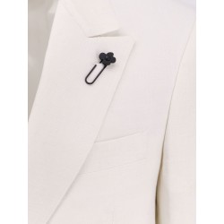 Feeling linen suit with removable iconic brooch