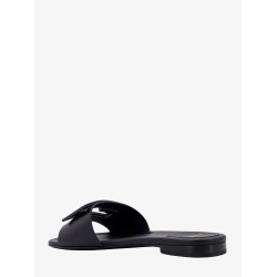Baguette leather slides