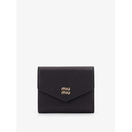 Leather small wallet with metal logo lettering