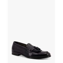 Leather loafer with iconic tassels