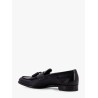 Leather loafer with iconic tassels