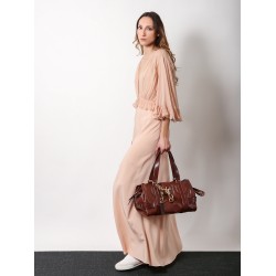 Kerala 25 leather handbag with maxi hook on the front