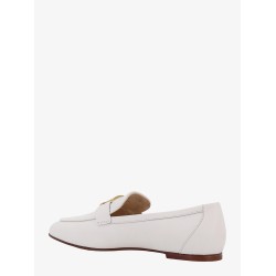 T timeless leather loafer