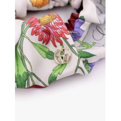 Silk scrunchie with iconic floral print