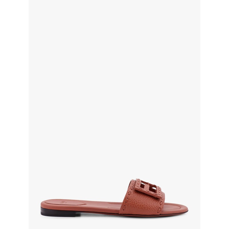 Baguette leather slides