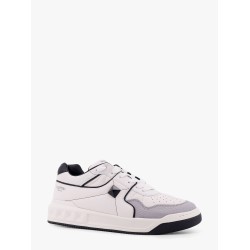 One-stud low-top valentino garavani leather sneakers
