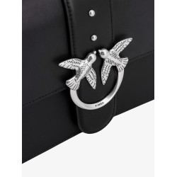 Leather shoulder bag with love birds buckle