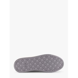 One-stud low-top valentino garavani leather sneakers