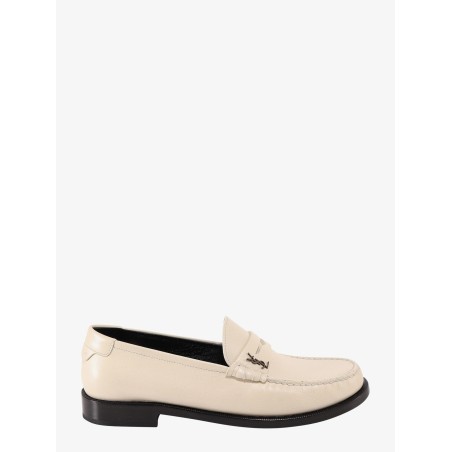 Leather loafer