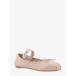 Leather ballerinas