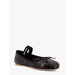 Leather ballerinas
