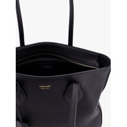 Leather shoulder bag with logo on the front