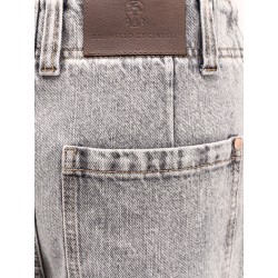 Curved grey denim jeans