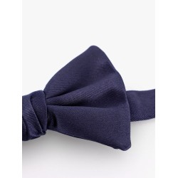 Silk bow tie