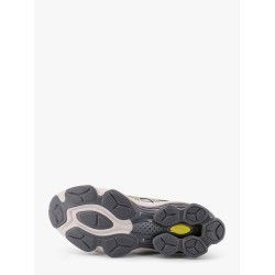 Gel-kinbetic fluent mesh sneakers